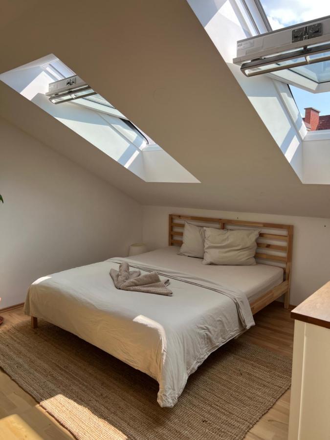 Sonnige Und Ruhige Wohnung Fur Entspanntes Reisen Wien Eksteriør billede
